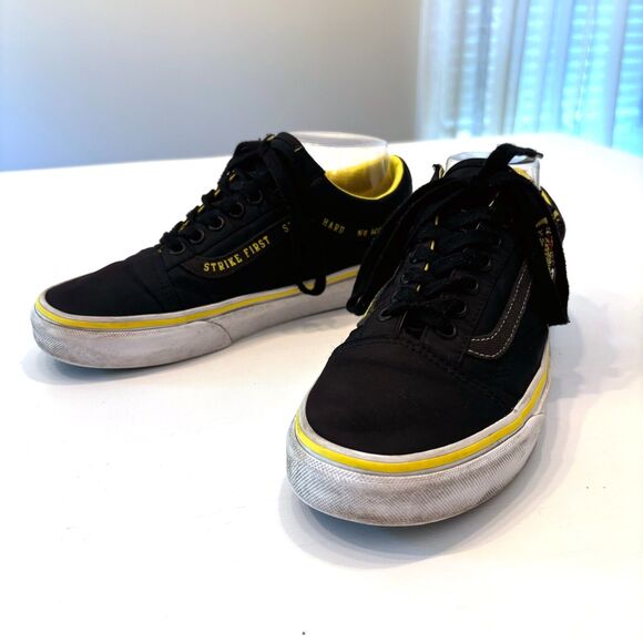 Vans X Men's Cobra Kai Old Skool Shoes Sneakers US Size 6.5 Style 507452 - Picture 3 of 10